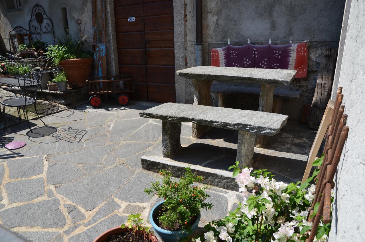 Antica Sosta Dei Viandanti Bed & Breakfast Cadenazzo Ngoại thất bức ảnh